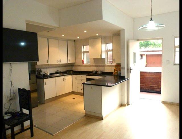 2 BEDROOM APARTMENT FOR SALE IN NORTH BEACH